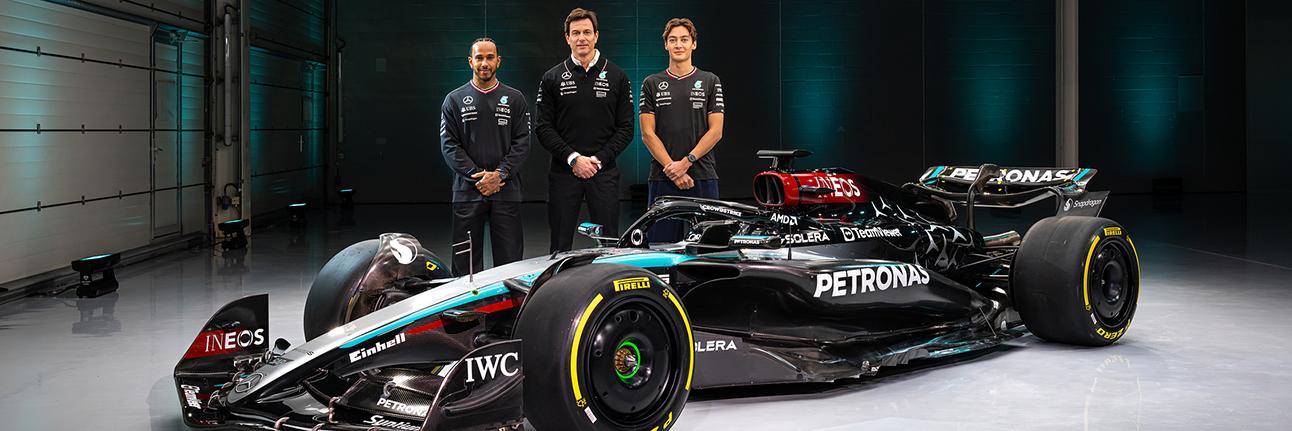 Rev Up Your Wardrobe: Where to Buy Formula 1 Racing Merchandise Online